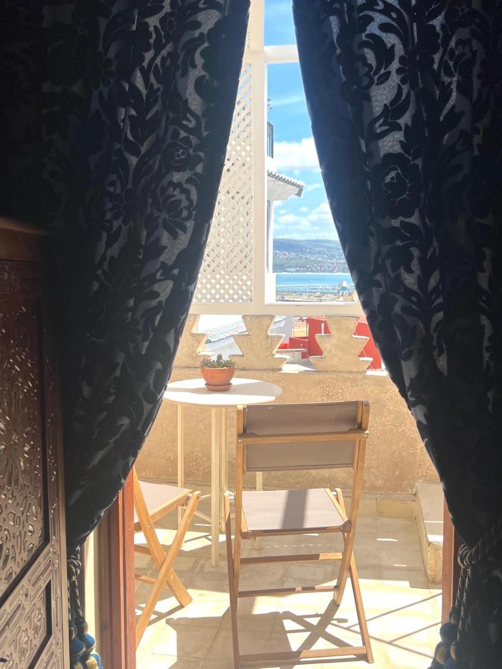 La Suite De L'Air De Tanger Luaran gambar